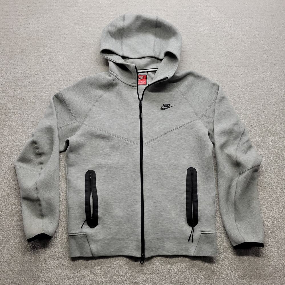 Nike Tech Fleece Hoodie Men’s Medium Gray Full Zip Jacket Black Swoosh